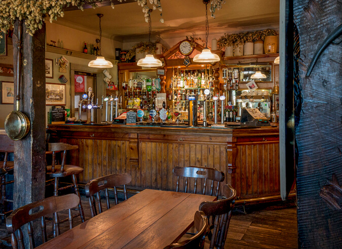 King Arthur Hotel Traditional Country Pubs, Pubs in Swansea, pubs and restaurants in Gower